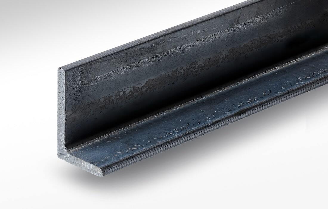 Ongelijkzijdige hoekstaal EN10025 warm gewalst S235JR